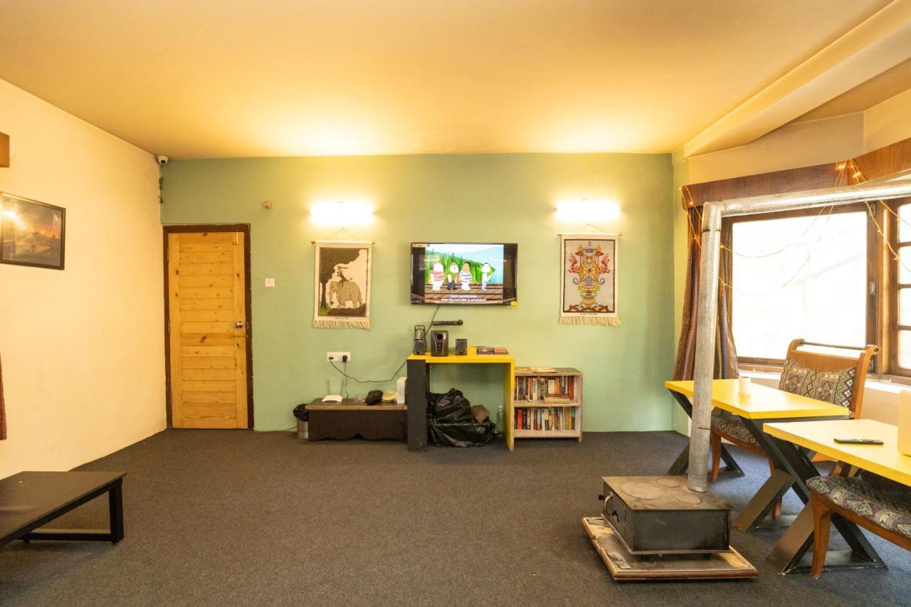 The Hosteller Manali Esterno foto