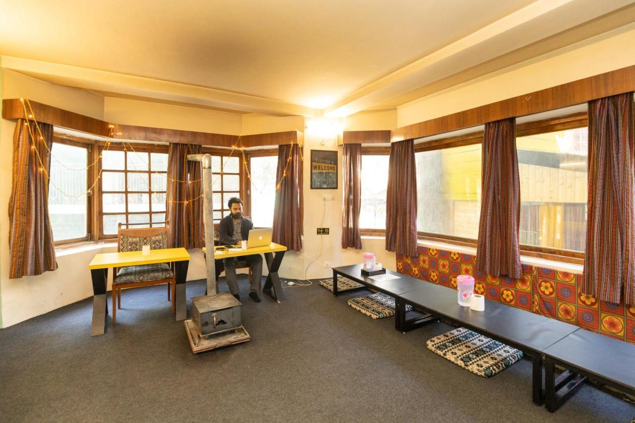 The Hosteller Manali Esterno foto