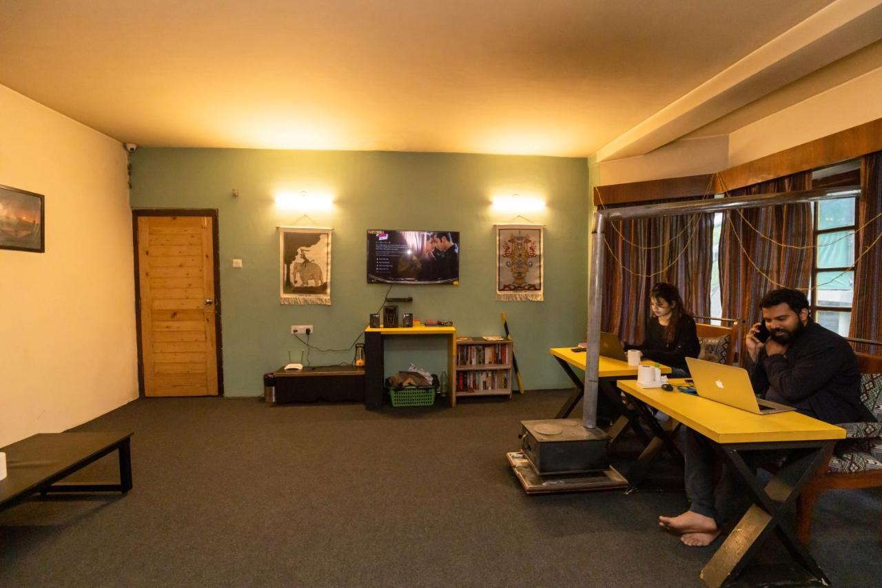 The Hosteller Manali Esterno foto